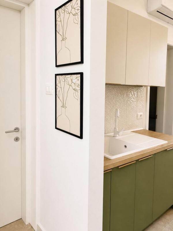 Drymades Beach Apartment - image 3