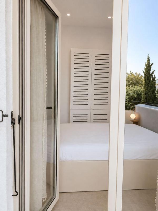 Drymades Beach Apartment - image 7