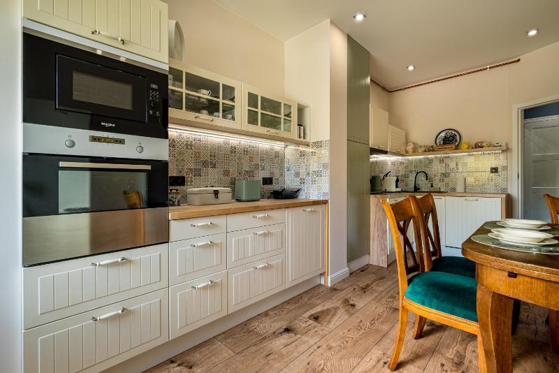 RentPlanet - Apartament Wolbromska - image 7