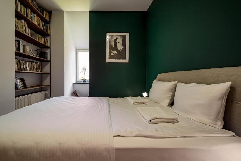 RentPlanet - Apartament Wolbromska - image 9