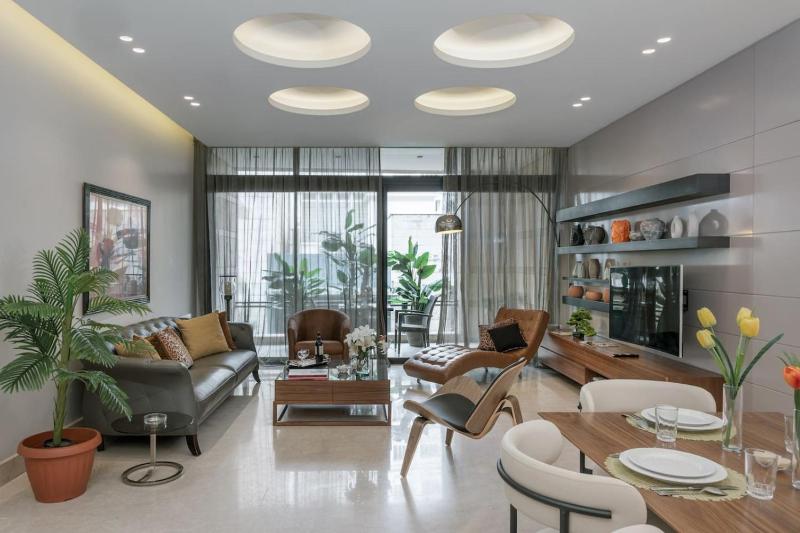 Lovely 2 Bed Home in Downtown - image 1