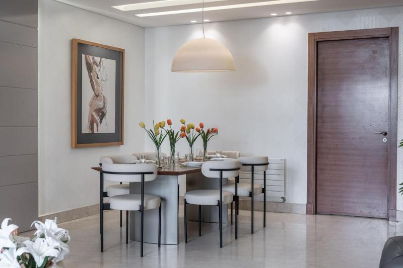 Lovely 2 Bed Home in Downtown - image 10