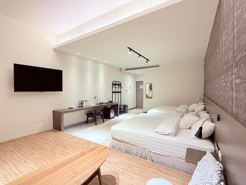 KLA B&B - image 6