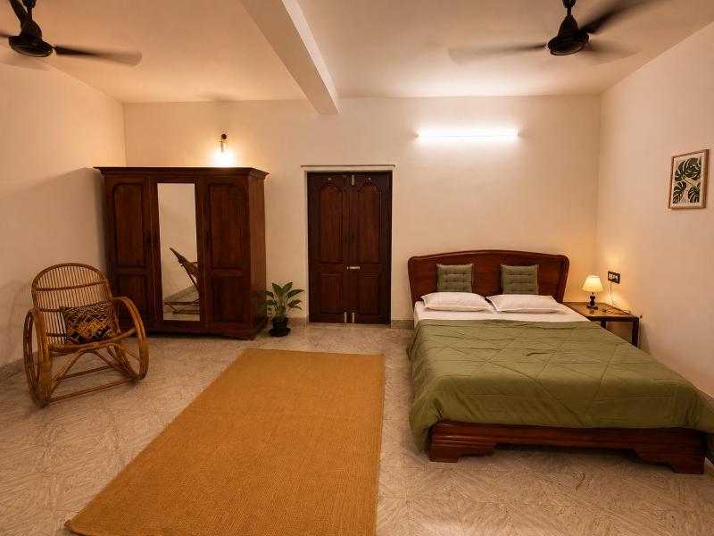 The Coastal Calm Sea-Breeze apartment upper unit - image 11