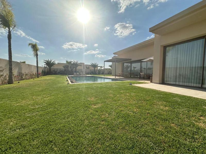 Villa Leya avec piscine privee et vue montagne a Marrakech - image 8