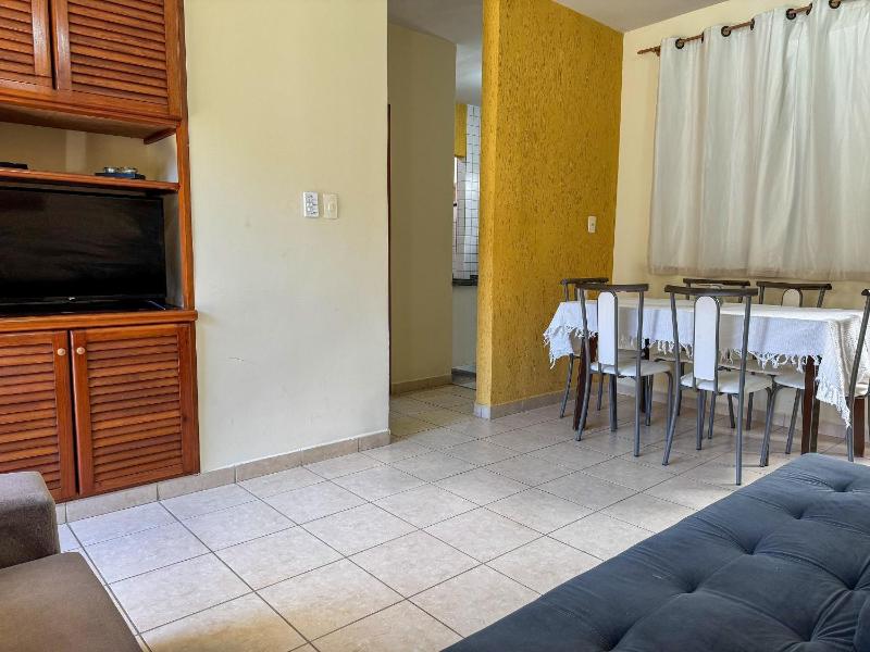em frente à PRAIA; piscina; 1 quarto; WiFi; estacionamento 1 carro; até 5 pessoas - image 21