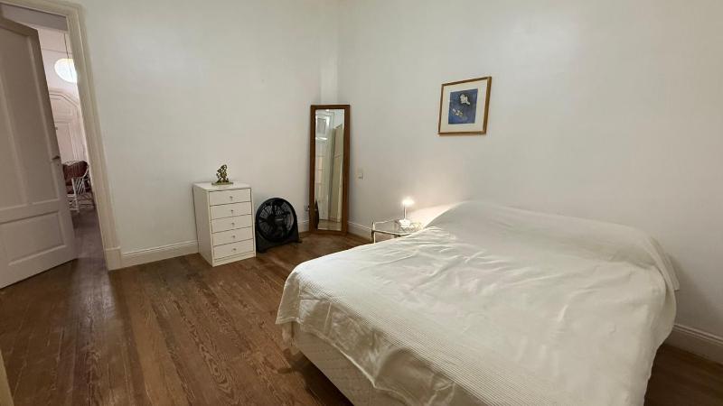Industrial Loft for 3 Pax near Subway - image 2
