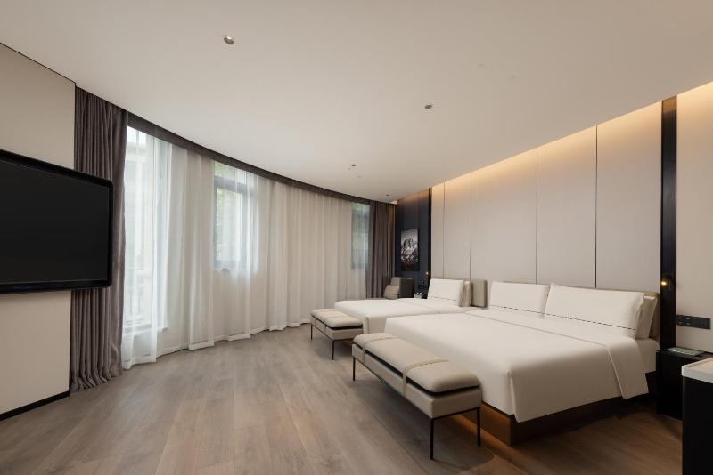 Atour Hotel Hangzhou Longxiangqiao Subway Station West Lake Lakeside - image 10