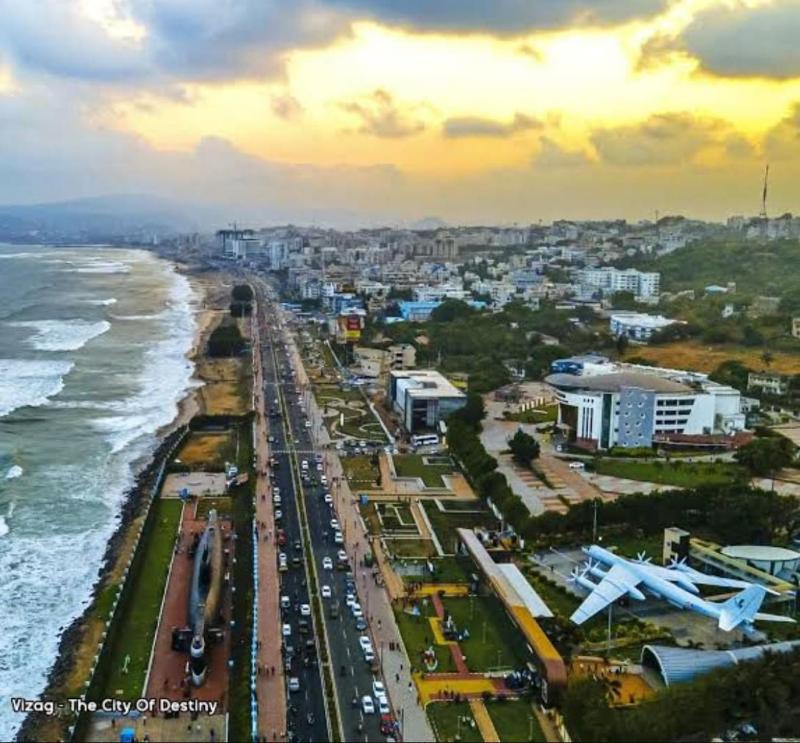 3BHK-AC-201 for 4-6pax RKbeach Novotel Hotel Road - image 2