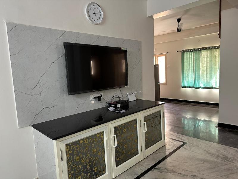 3BHK-AC-201 for 4-6pax RKbeach Novotel Hotel Road - image 3