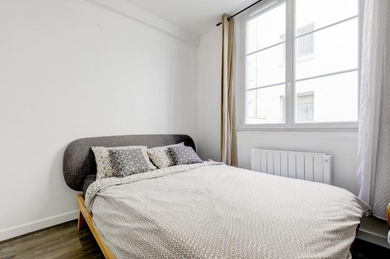 BnBNova - 1BR - Arc de Triomphe - image 12