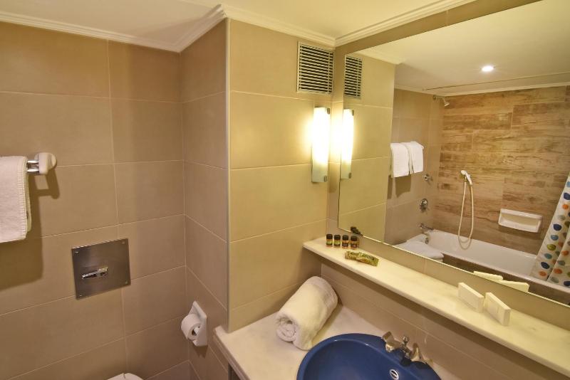 Premium Family Apartment with Sea View  image 3
