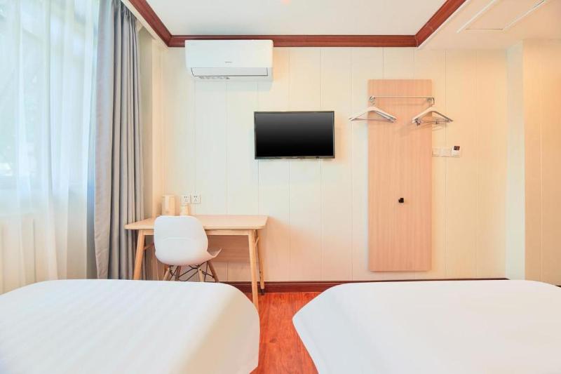 Beijing Dongfang Wenyuan Hotel - image 13