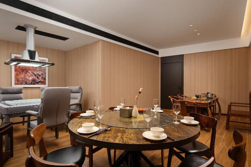 Changsha Kangnian Sega Hotel Wanjiali Shopping Mall Prime Location Near Subway Exit 1 Excellent Buffet Breakfast Smart Choice for Business Travelers and Tourists in Lively Downtown Area - image 16