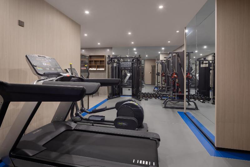 Changsha Kangnian Sega Hotel Wanjiali Shopping Mall Prime Location Near Subway Exit 1 Excellent Buffet Breakfast Smart Choice for Business Travelers and Tourists in Lively Downtown Area - image 9
