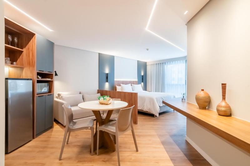 HY BEACH FLATS - INTERNATIONAL - image 30