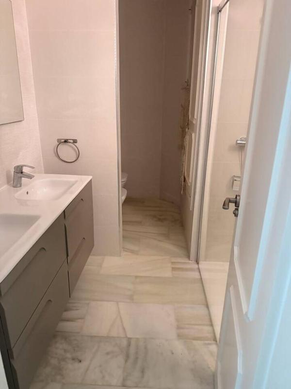 Villa en Marbella para 8 en 1ra linea de playa - image 44