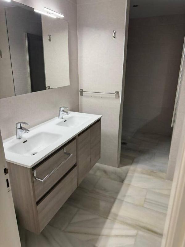 Villa en Marbella para 8 en 1ra linea de playa - image 26