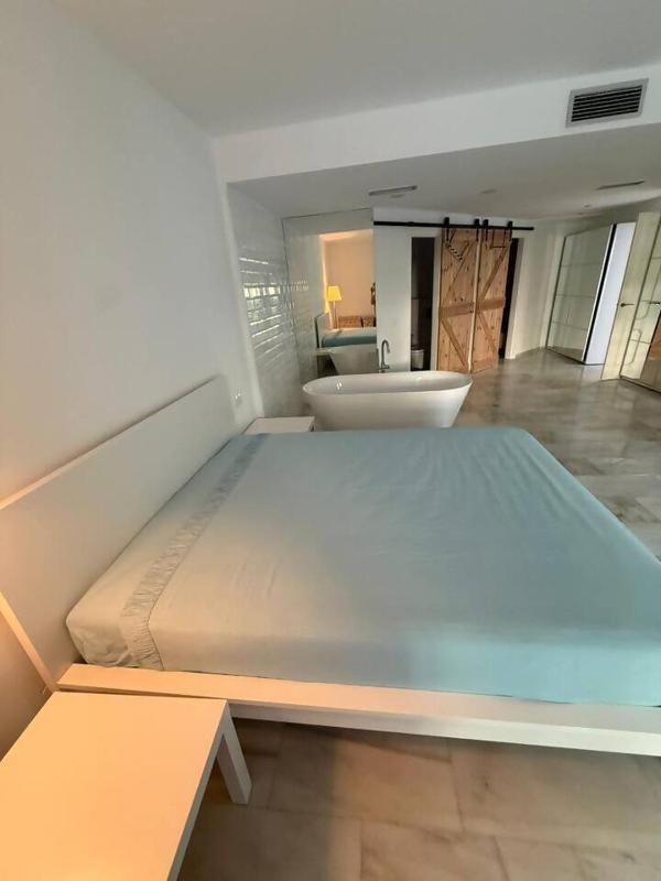 Villa en Marbella para 8 en 1ra linea de playa - image 42