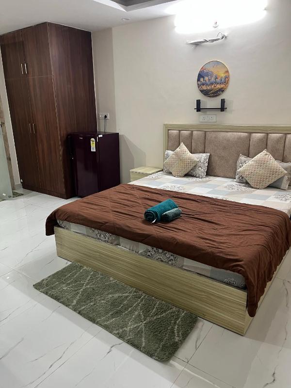 Deecon Valley City Escape 1BHK Lux Flat Tapovan - image 7