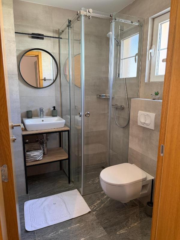 Bofani Apartments Budva - image 11