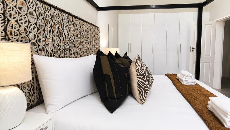 Modern 2-Bed Apartment In Victoria Falls Estate - image 16