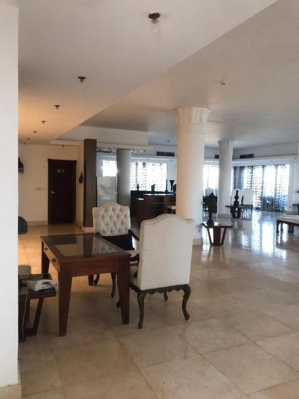 Beachfront Mansion with a private pool in Hadaba - image 18