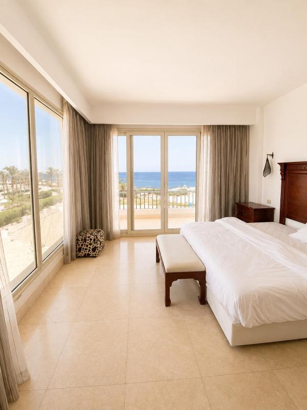 Beachfront Mansion with a private pool in Hadaba - image 28
