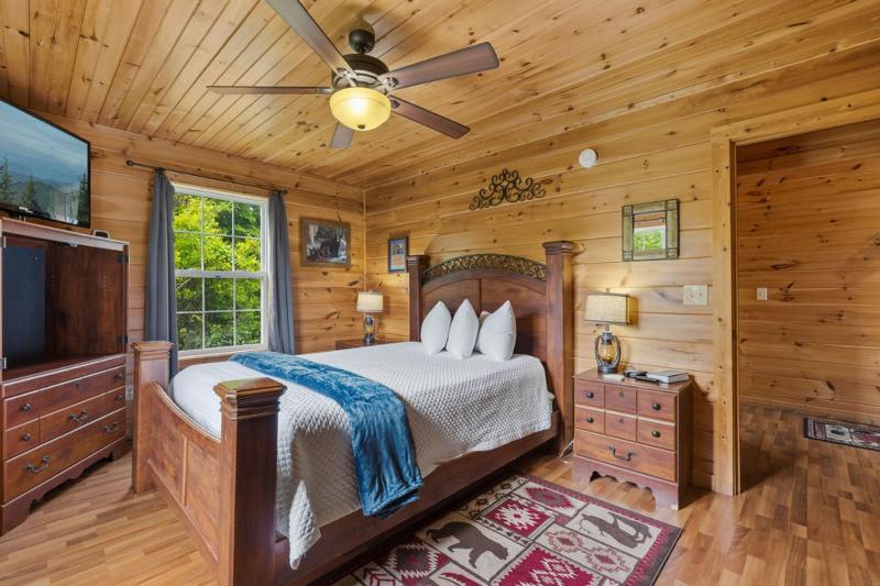Cabin T T for Tennessee Time to Relax - image 11