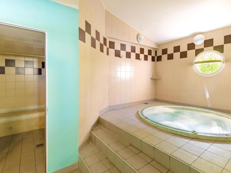 Duplex in Six-Fours-les-Plages - image 3