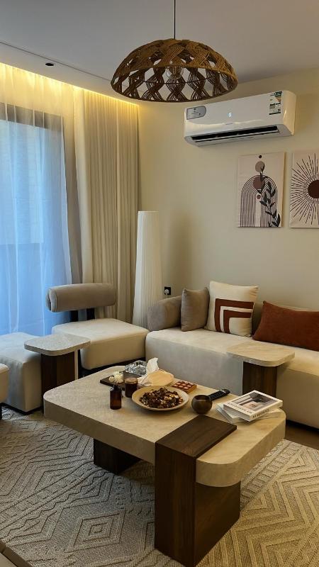 Bohemian apartment with private parking and self check-in - image 3