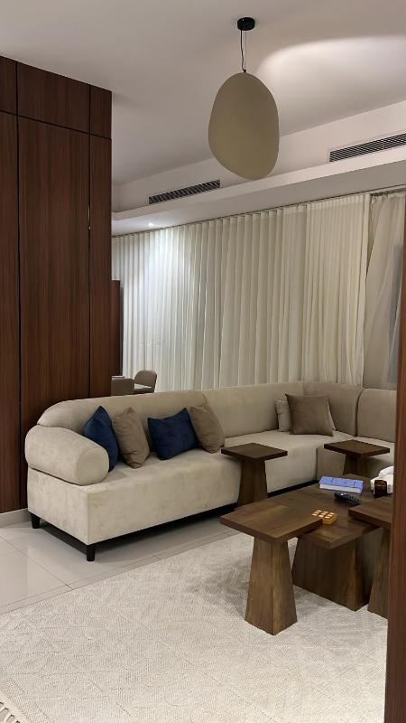 Luxury suite with elegant design - image 14