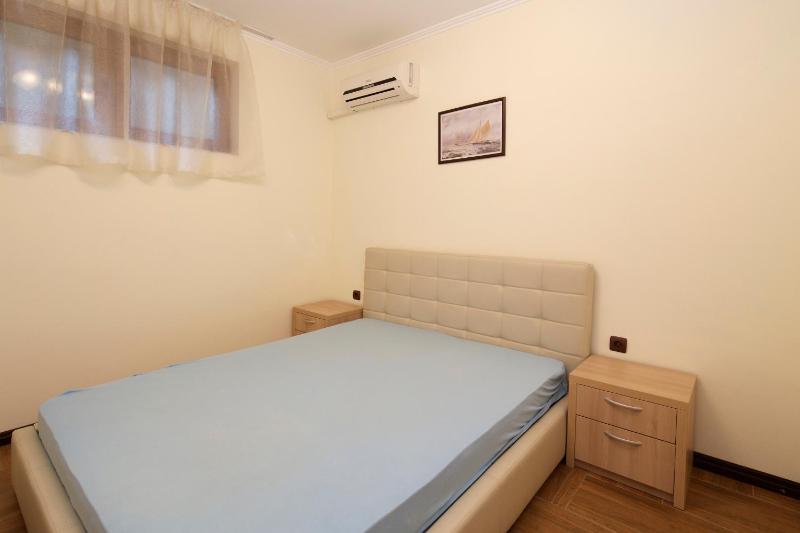 Mars Apartments in Complex Shipka - image 31