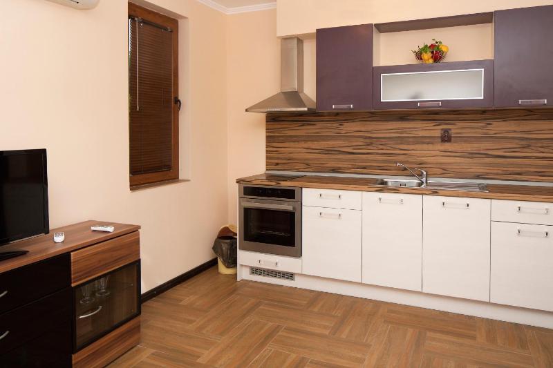 Mars Apartments in Complex Shipka - image 9