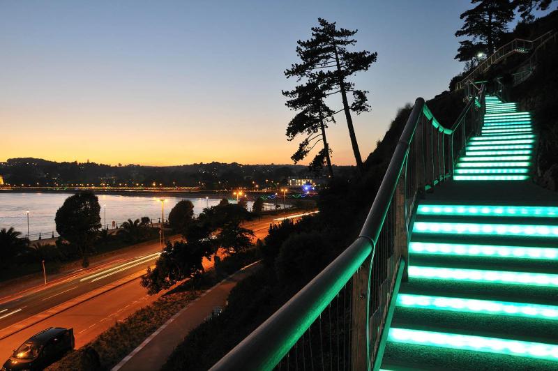 2 The Riviera Torquay - image 19