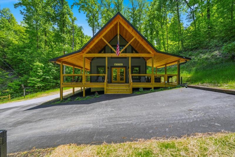 Wiley's Bend cabin - image 1