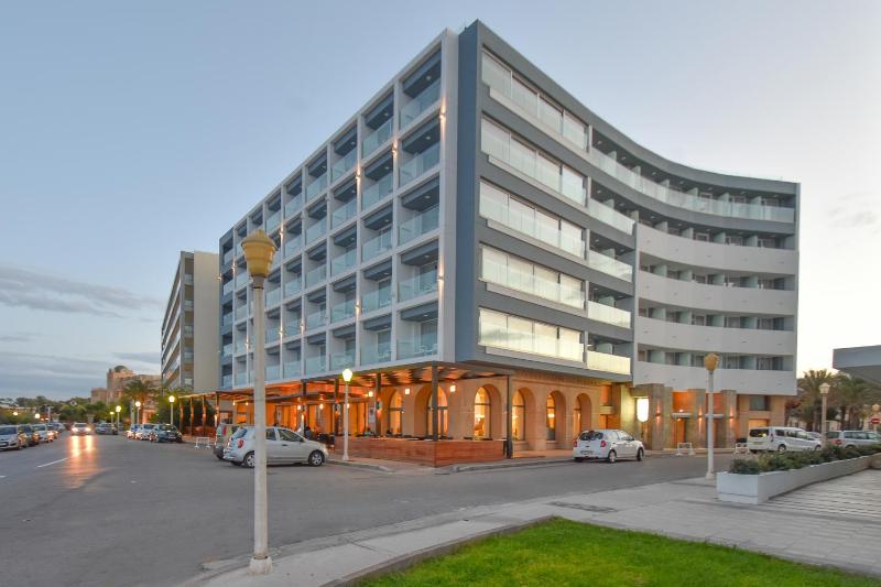 Ibiscus Hotel - image 8