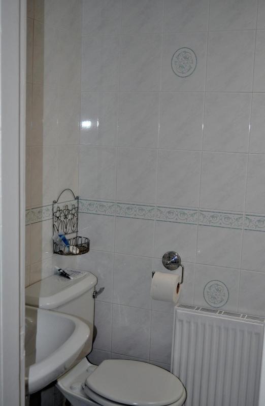 Double Room image 2