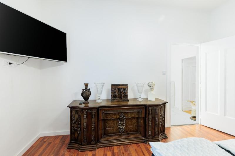 Presidential 2BR apartment in Sarajevo Main Street - image 4