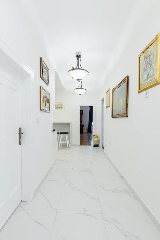 Presidential 2BR apartment in Sarajevo Main Street - image 11