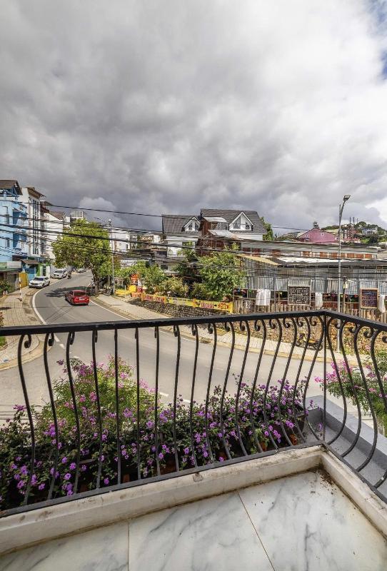 Villa Hồ Bơi Sân Vườn Trung Tâm Đà Lạt - image 8