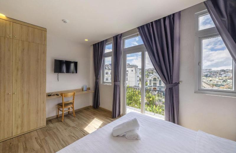 Villa Hồ Bơi Sân Vườn Trung Tâm Đà Lạt - image 2