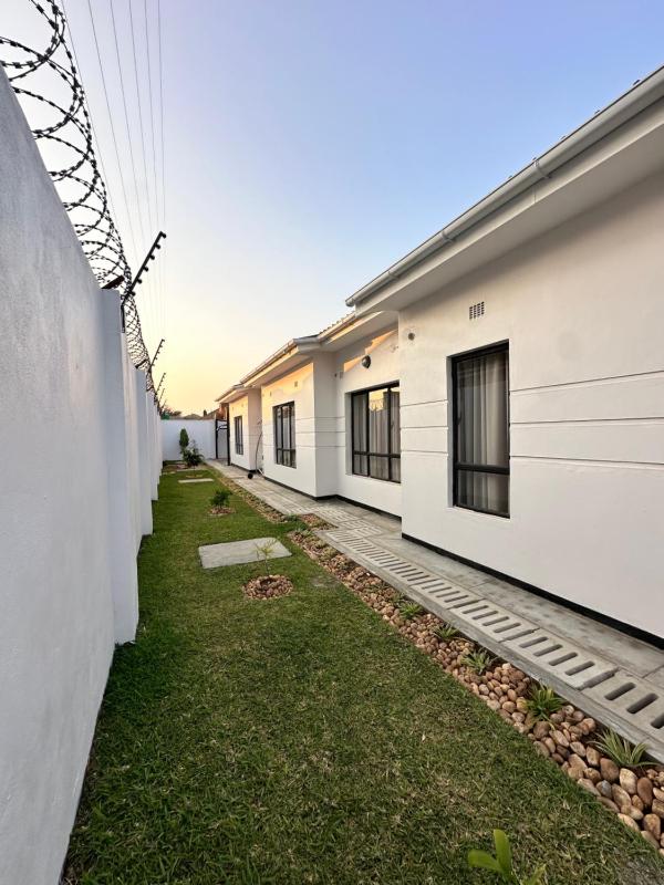 James Sanderson Suites - image 4