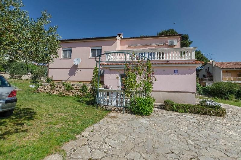 Apartment Lovre - image 8