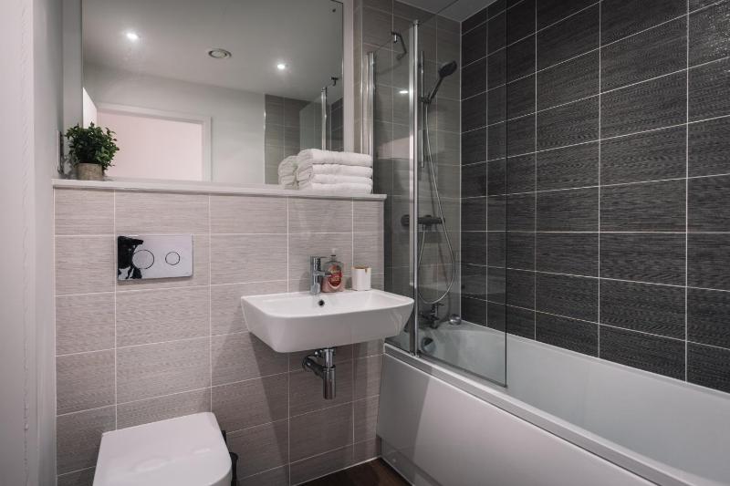 Birmingham 60 Sheepcote Street b16 8wh - image 7