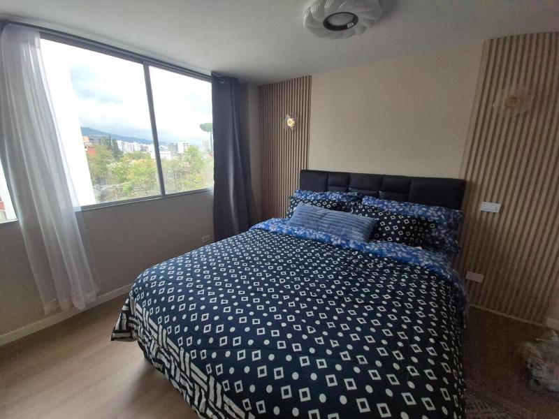 Blue Comfort Suite close to everything you need - image 7