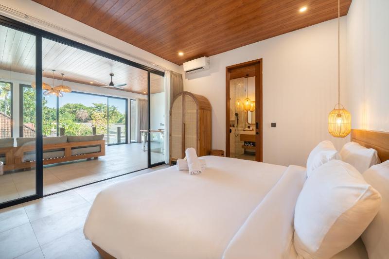 Frankie's Villas - image 47