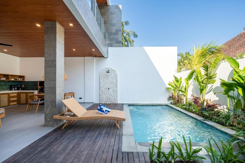 Frankie's Villas - image 46