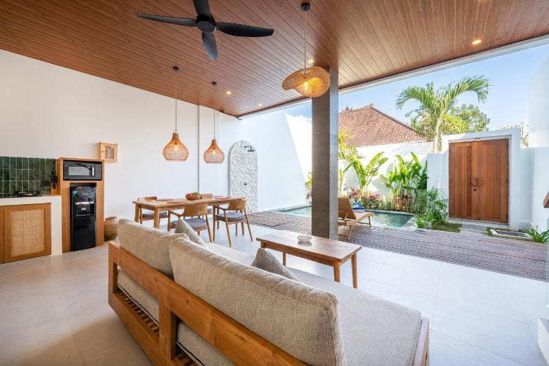 Frankie's Villas - image 31