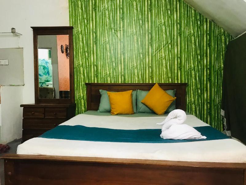 Matheesha Homestay - image 1